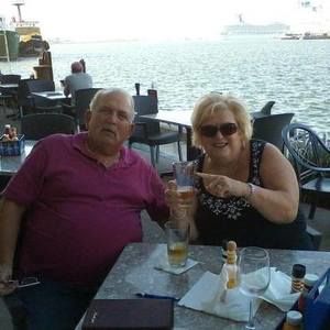 Meet your Posher, Debbie